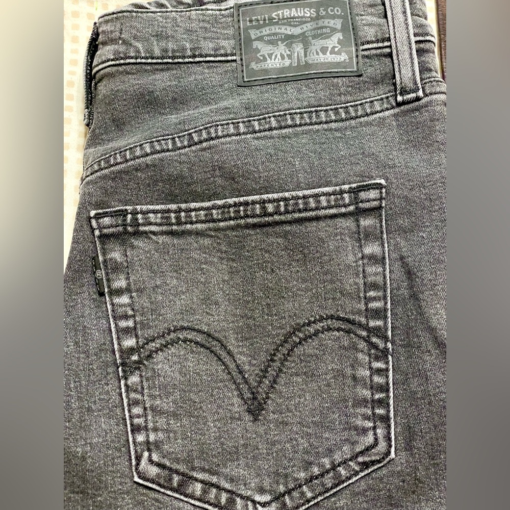 Levi's High Rise Jeans - Charcoal Gray - Picture 3 of 7